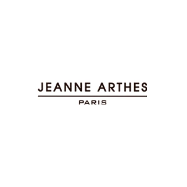 Jeanne Arthes Paris